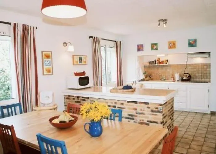 Le Bourg Vakantiehuis *